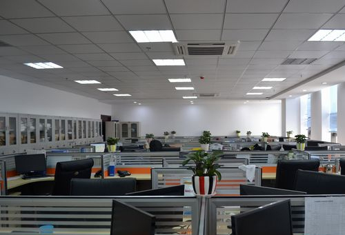 西安一女子騎車購(gòu)物時(shí)蘋果手機(jī)失竊，事后遭多人冒充客服套取密碼并惡言辱罵，警方介入調(diào)查:東明金屬制品廠